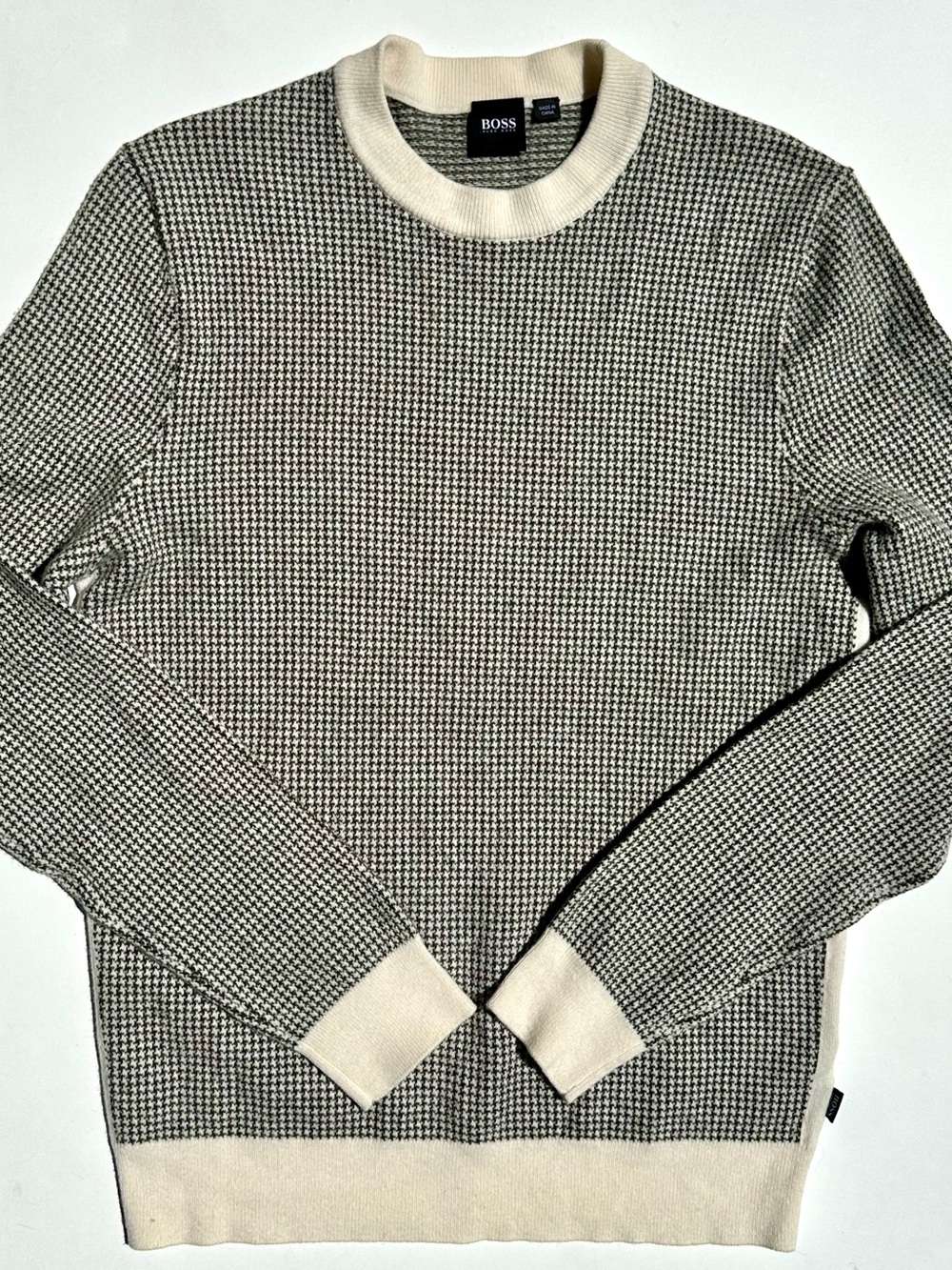 BOSS Men's Maddeo Slim Fit Wool Black & Cream Houndstooth Crewneck Sweater, L